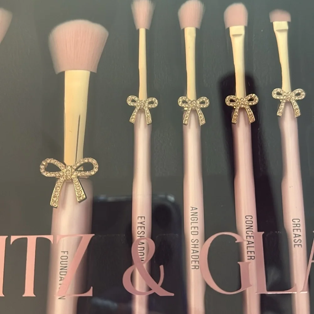 Glitz & Glam Bow makeup brushes viral 🎀🎀🎀💎💎💎